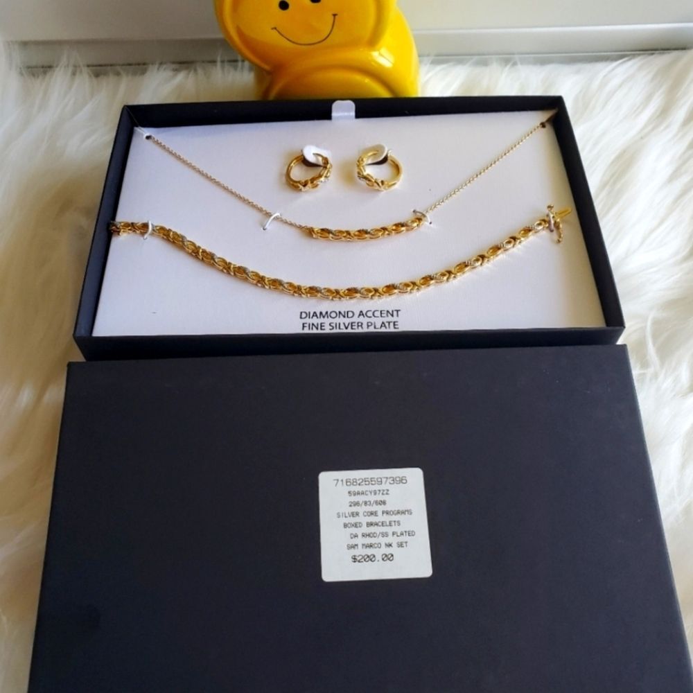 🆕️Jewelry Set 18k silver plated Diamond Accent